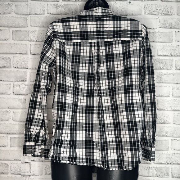 LOFT Black & White Plaid Button Down Shirt Size MP Medium Petite - Picture 3 of 4